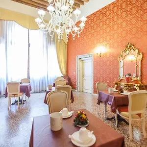 https://locanda-barbarigo-venezia.hotelinveneto.com